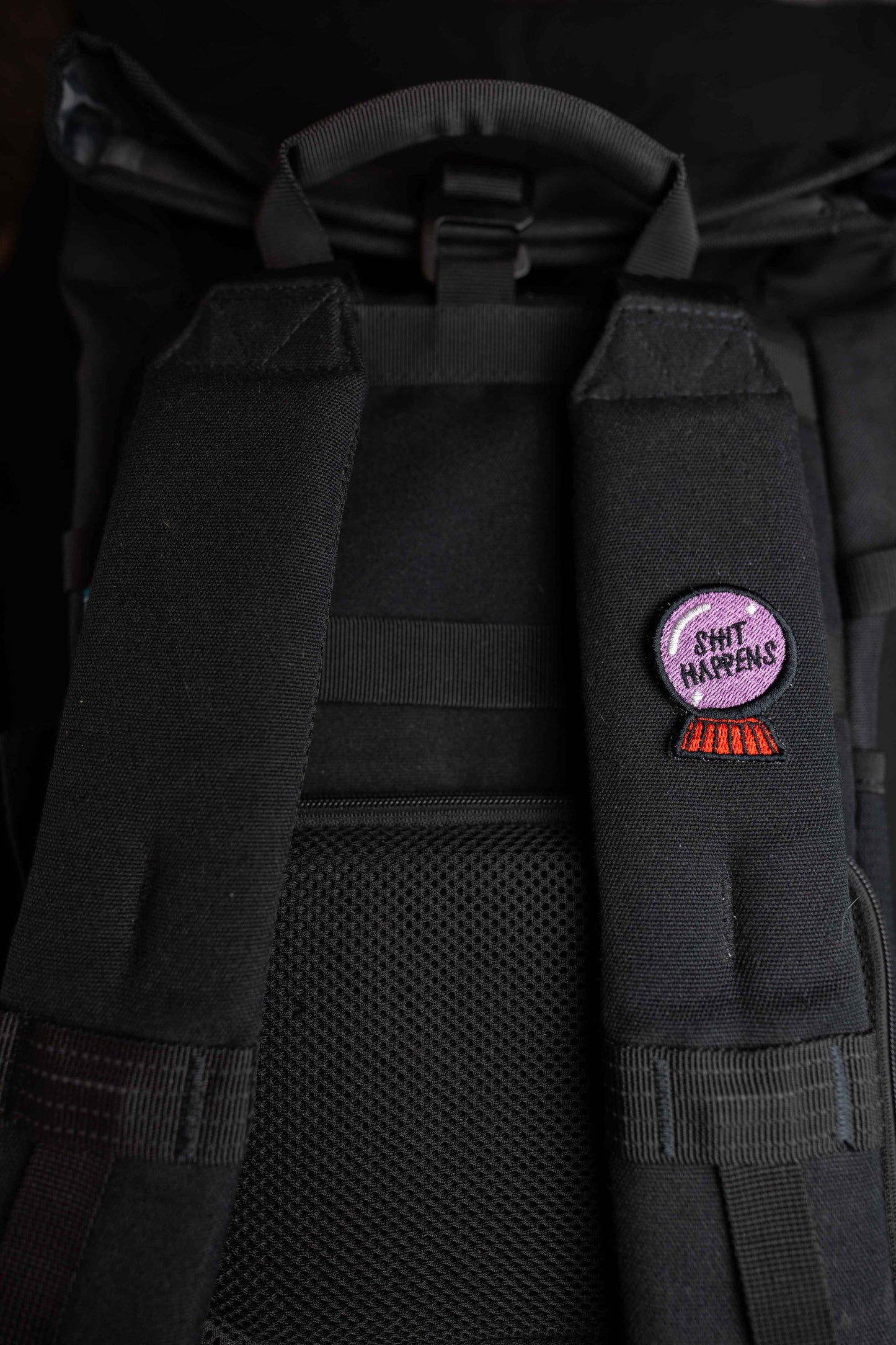 Shit happens | Pin | Patch