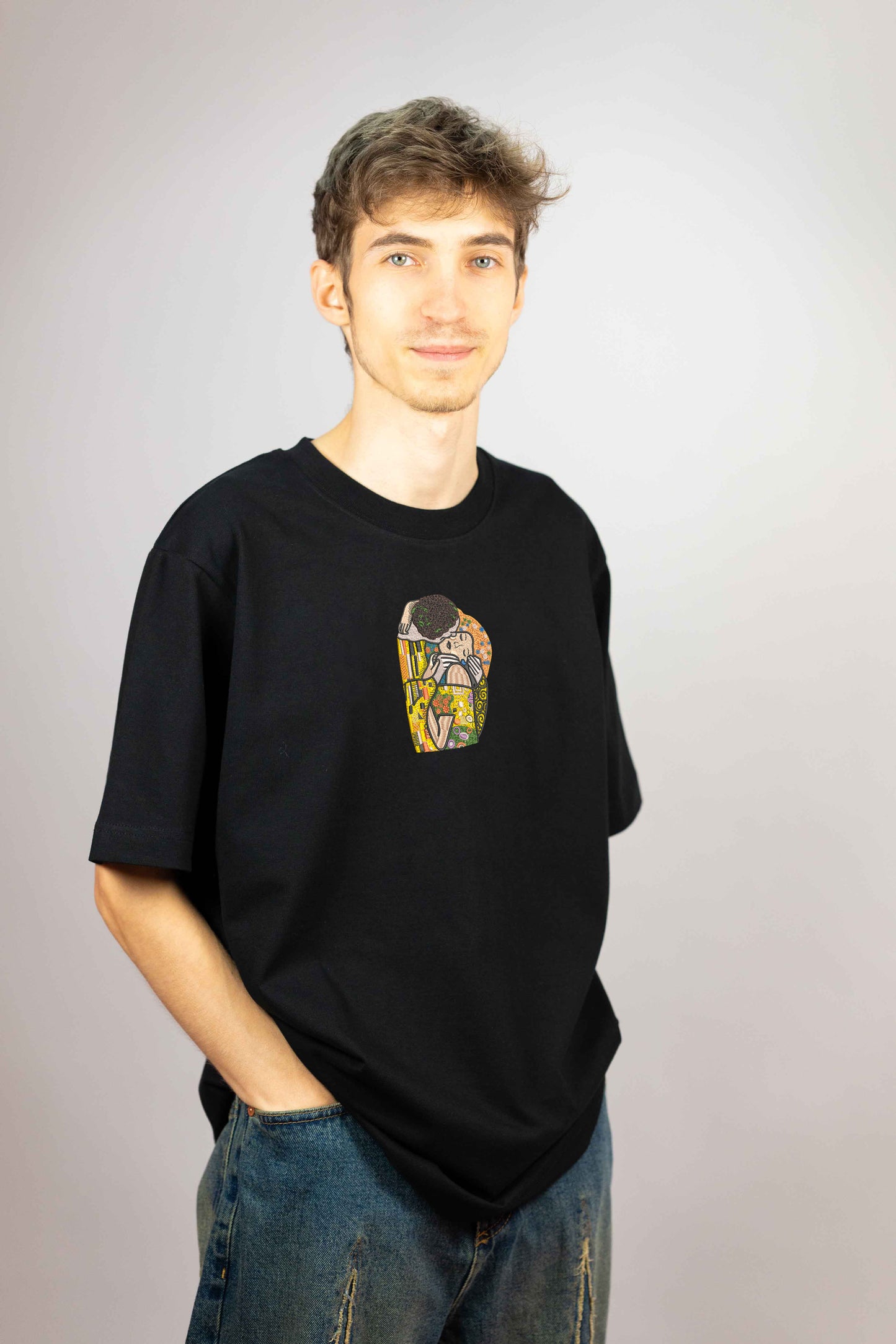 THE KISS | T-SHIRT