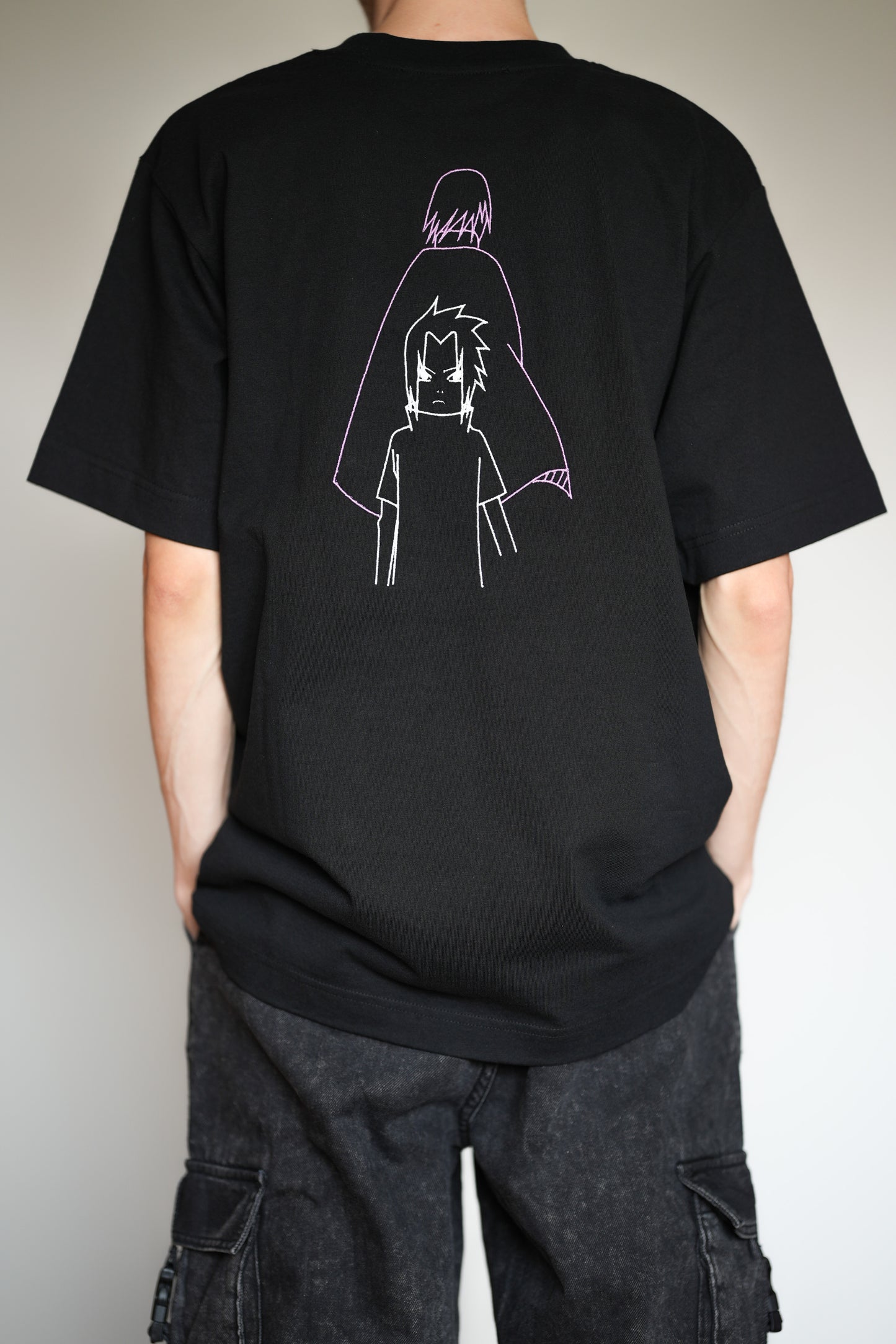 Quality Black Unisex Relaxed Sasuke T-shirt - Stitchdom