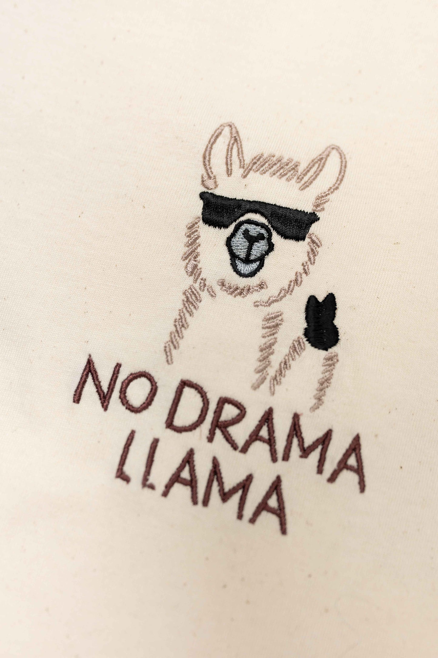 No Drama Lama | T-shirt | Hoodie