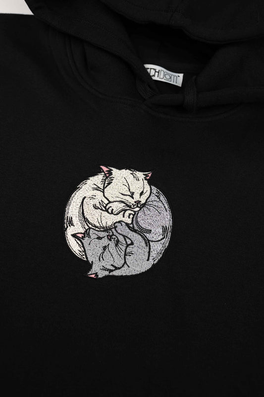 Purrfect balance | Hanorac