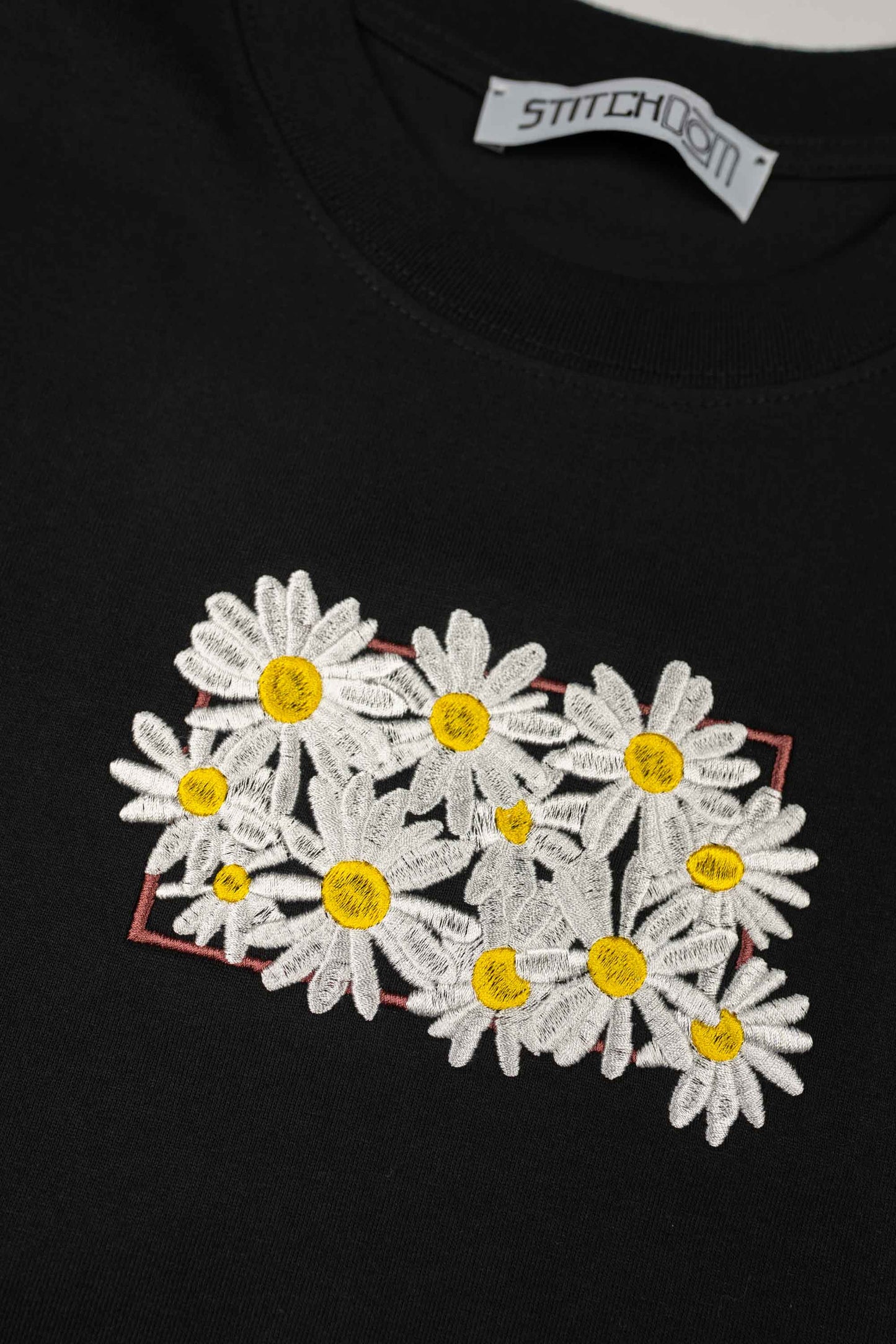Daisies | T-shirt | Hoodie