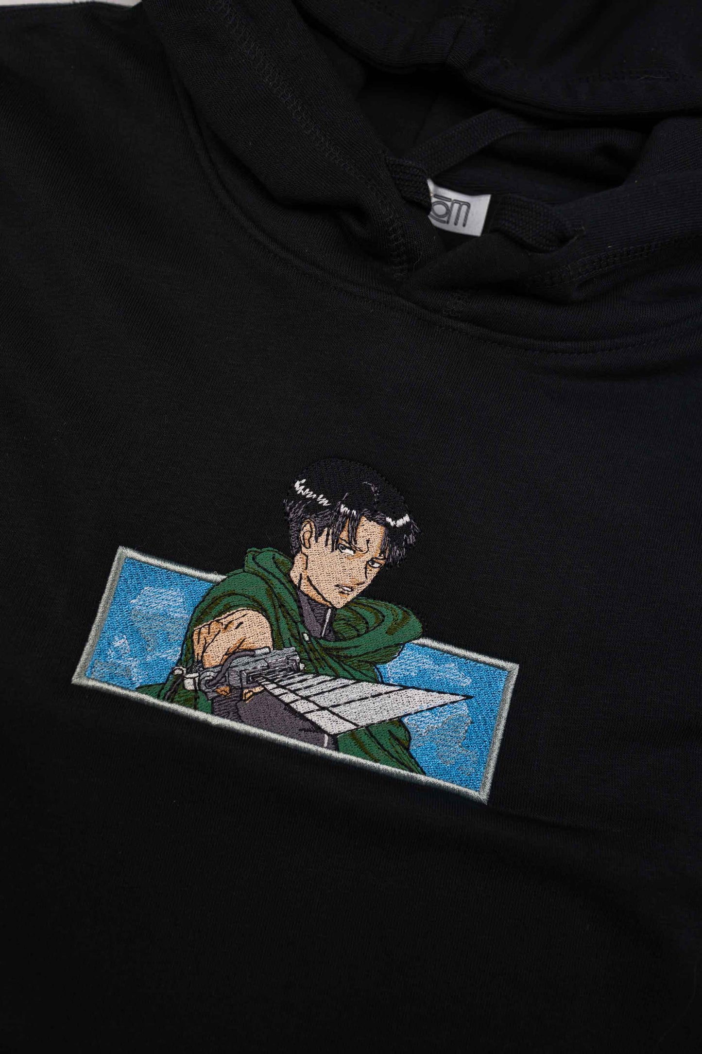 Levi blade - Attack on Titan | T-Shirt | Hoodie