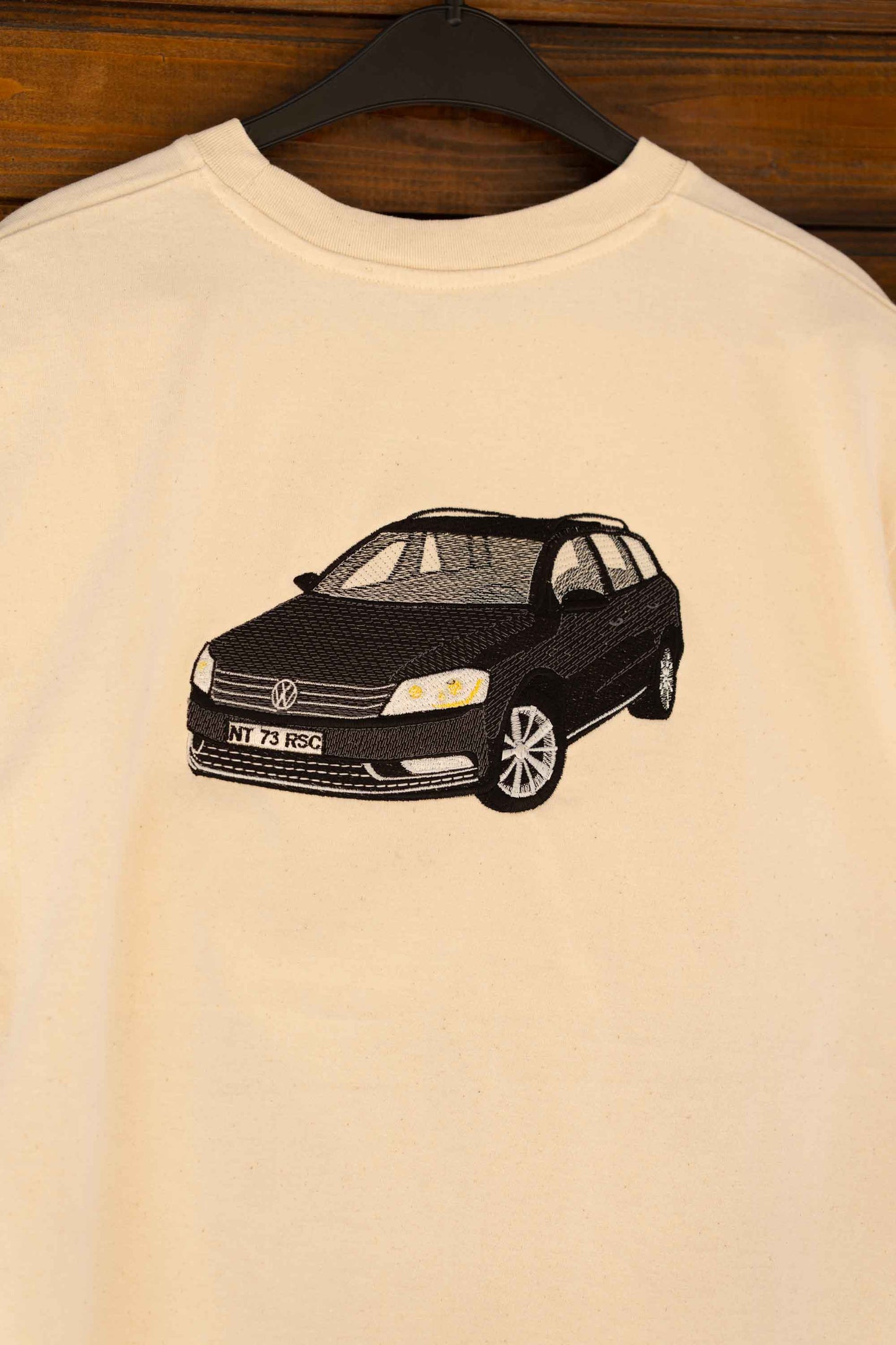 Hanorac/ Tricou personalizat cu masina