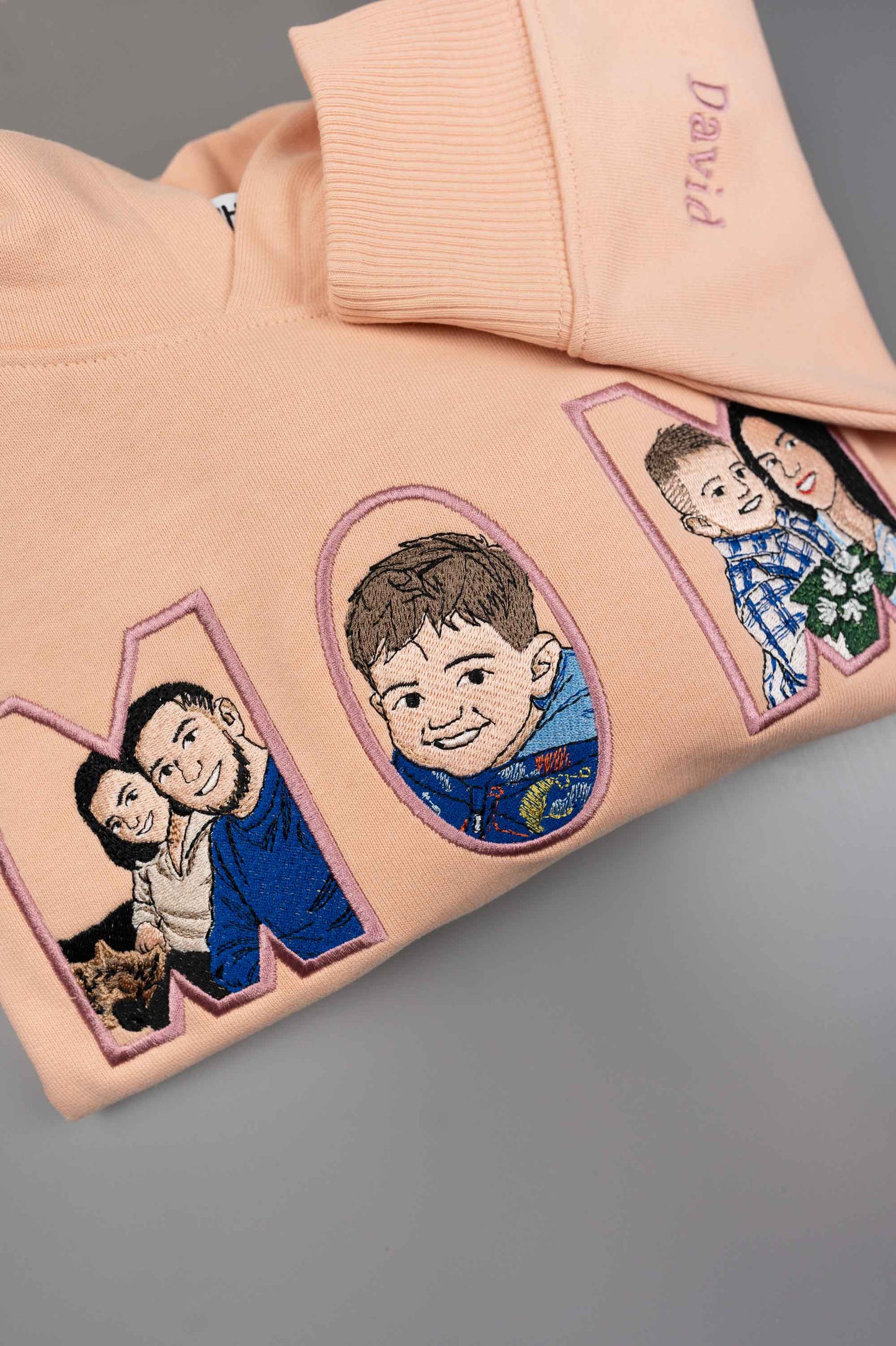 Hanorac/ Tricou personalizat MOM - 3 poze