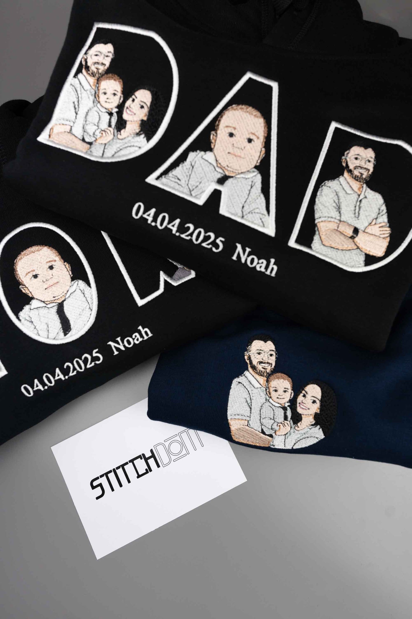 Set hanorace/tricouri personalizate MOM DAD copil