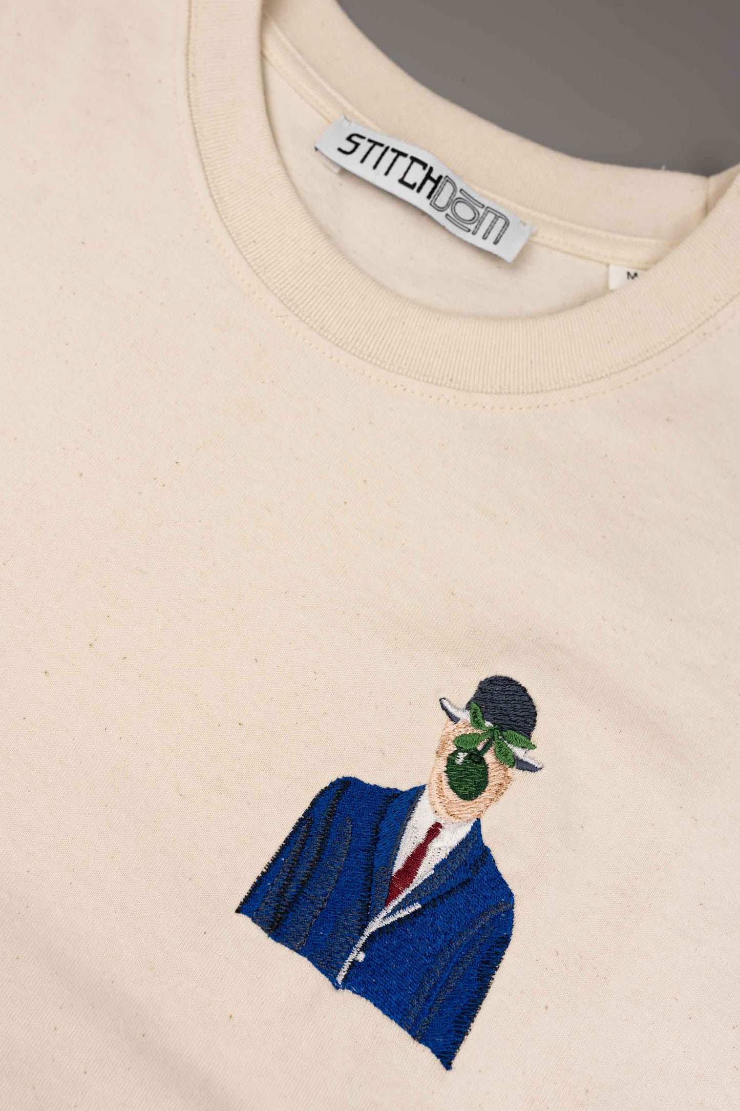 THE SON of MAN | RENE MAGRIETTE | T-SHIRT | HOODIE