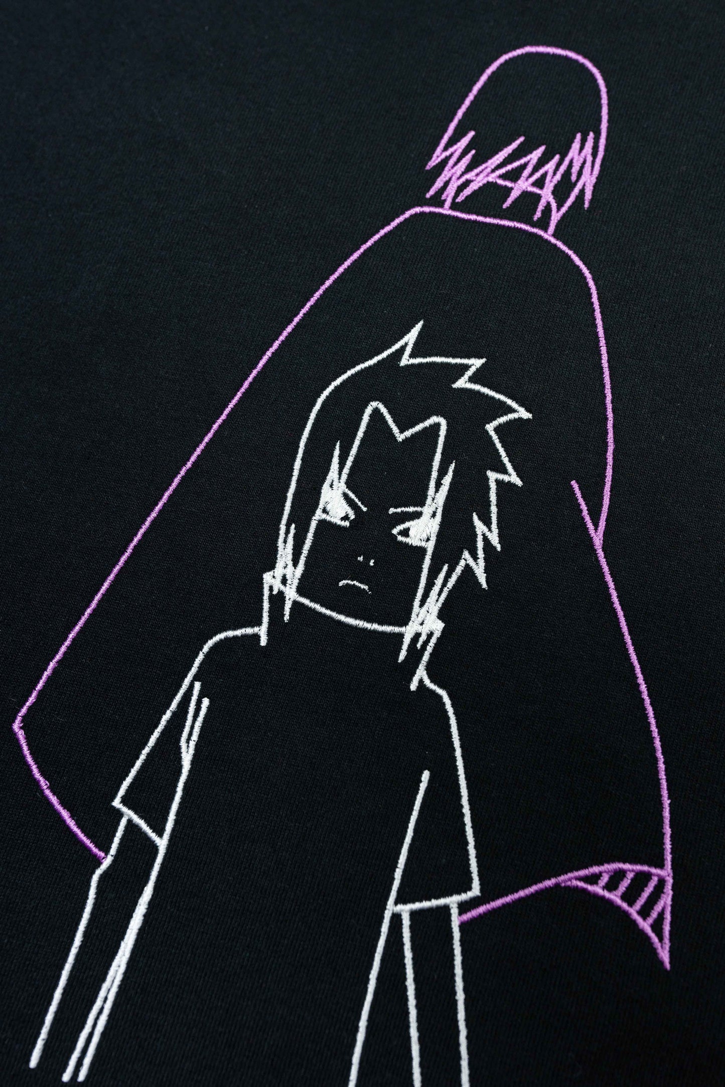 Luxury t-shirt made from organic cotton with detailed Sasuke Uchiha.