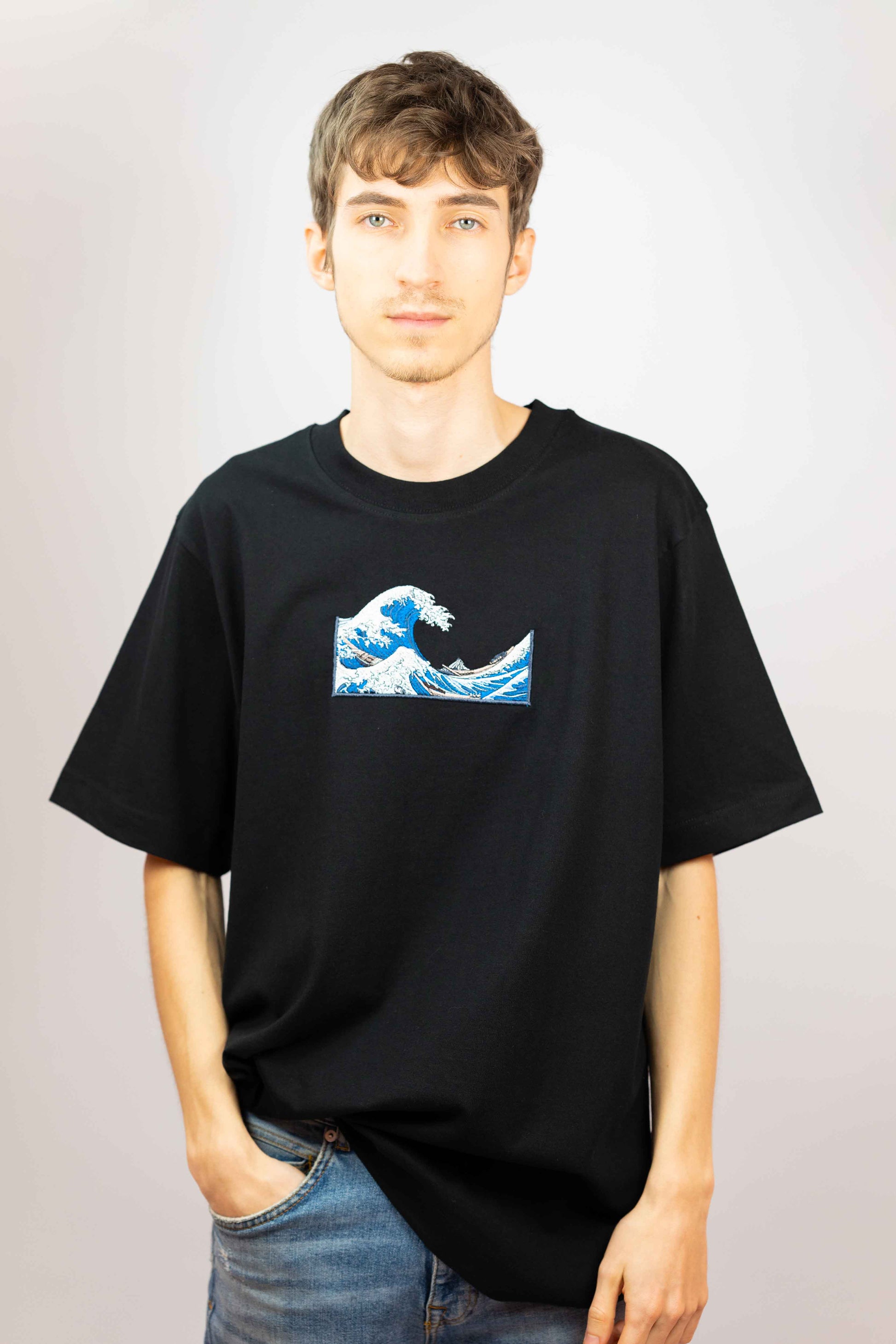 Luxury t-shirt made from organic cotton with iconic The Great Wave off Kanagawa artwork.