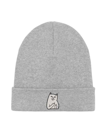 Căciulă gri din tricot reiat cu manșetă întoarsă, brodată cu o pisica pe partea frontală, un accesoriu modern și casual pentru iubitorii de pisici.