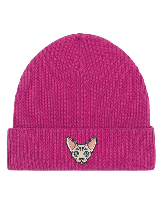 Căciulă roz din tricot reiat cu manșetă brodată, decorată cu un patch mic în formă de față de pisică, un accesoriu adorabil pentru iubitorii de feline.
