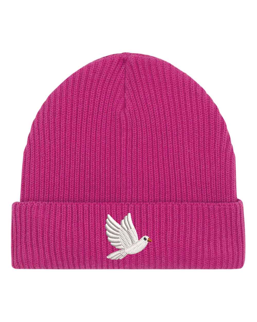 Căciulă roz din tricot cu manșetă întoarsă, brodată cu un porumbel alb în zbor pe partea frontală, un accesoriu elegant și minimalist pentru un stil casual.